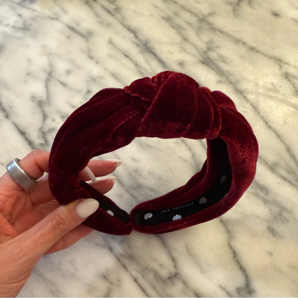 Lele Sadoughi Red Velvet Knotted Headband